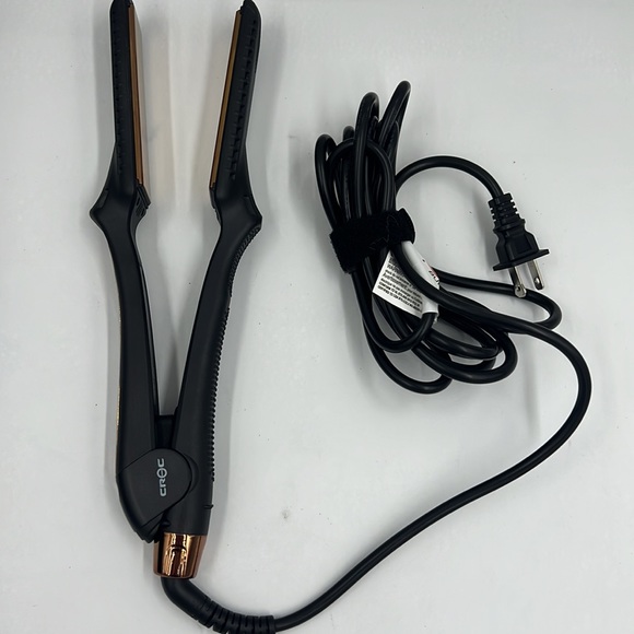 Croc Rose Gold Titanium 1.5'' Flat Iron Open.Box Gently used looks like New - Picture 3 of 5